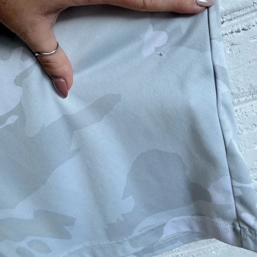 Under Armour Kids Youth T-Shirt Short Sleeve Camo‎ Logo HeatGear Size YLG